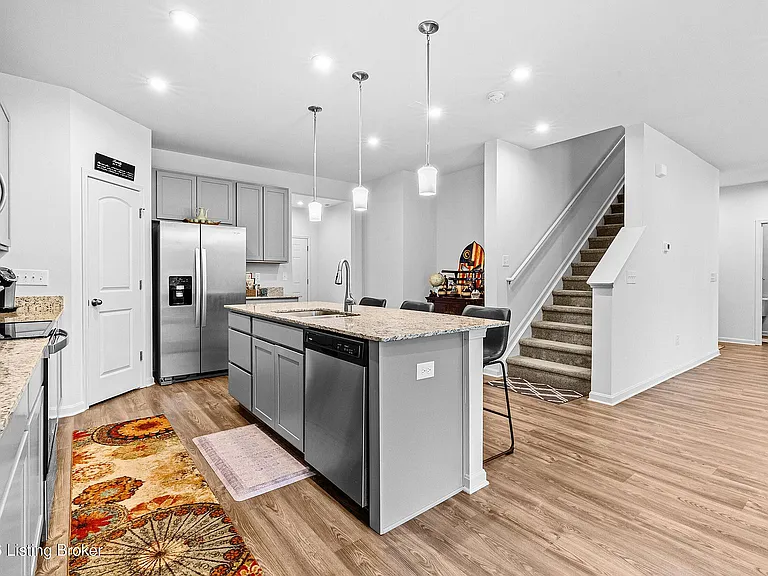 12034 Wooden Trace Dr — Photo 6