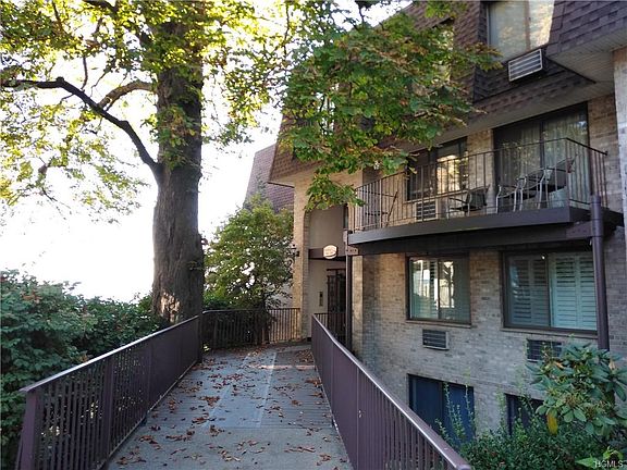 4th image of 306 Kemeys Cove Ave