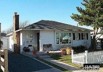 1st image of 73 Acapulco St