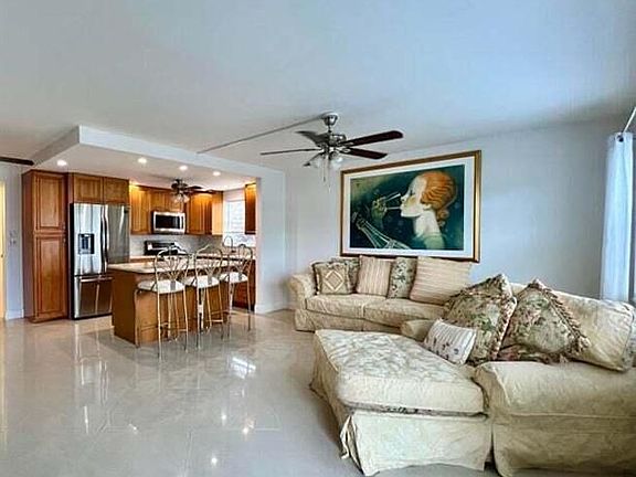 2nd image of 173 Berkshire Cres #I