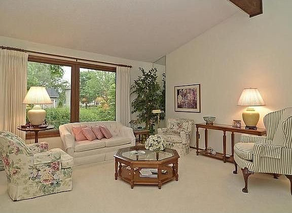 3rd image of 5857 Hyland Courts Dr