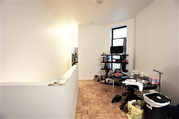 Rented by Compass | media 2