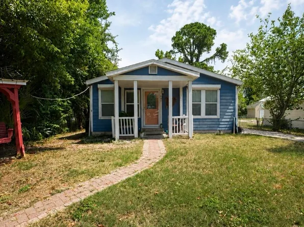 447 Dolphin St, Port Saint Joe, FL 32456