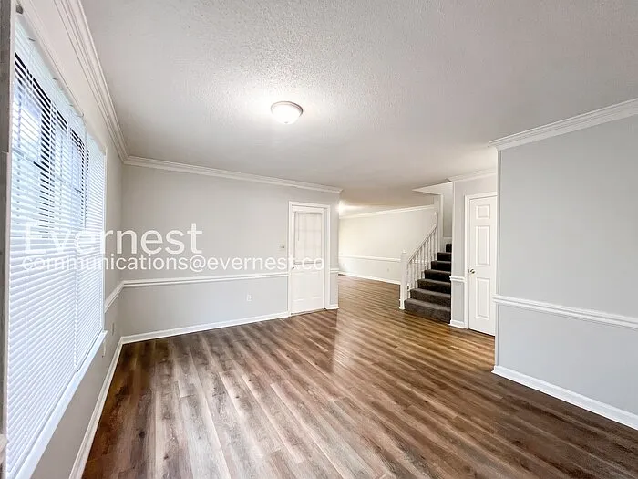3285 Edenshire Ln — Photo 9