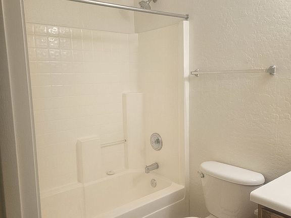 4th image of 30156 N Sunray Dr
