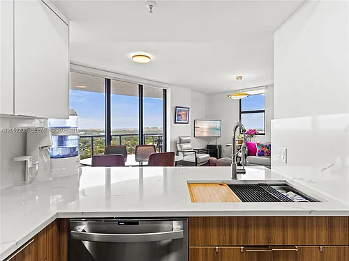 2301 SW 27th Ave #1501 Photo 1