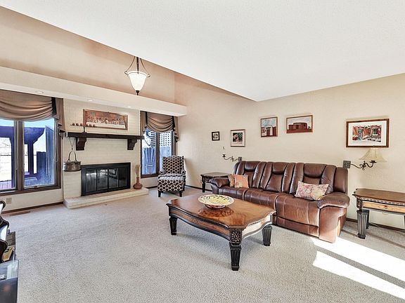 5th image of 2025 N Broadmoor St