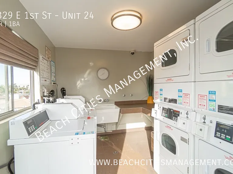 1329 E 1st St #24 — Photo 28
