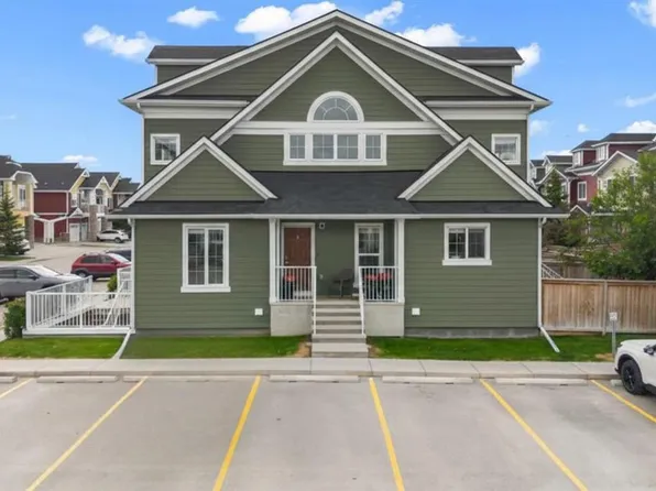 2400 N Ravenswood Vw SE #1017, Airdrie, AB T4A 0V7