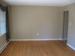 405 Ridge Ave, Spring City, PA 19475