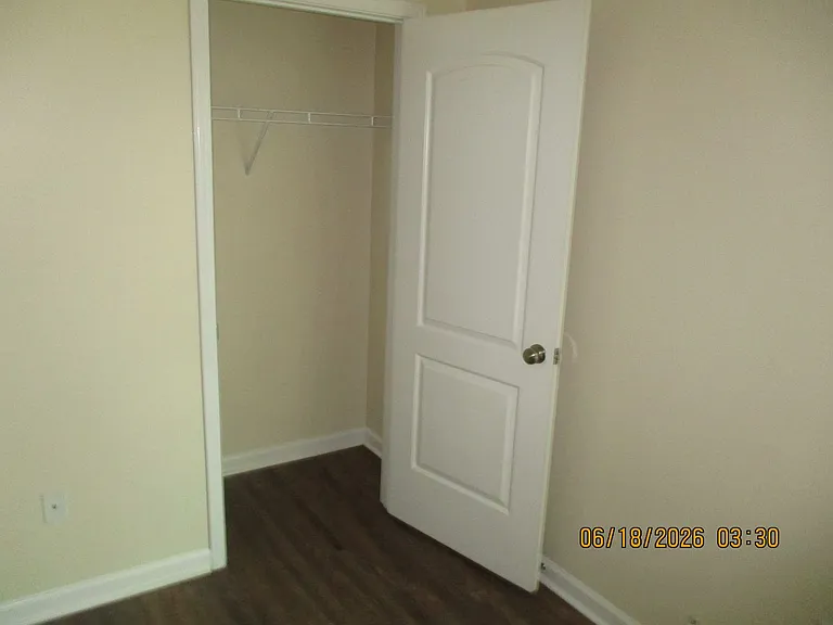 3907 Ipswitch Ln — Photo 9
