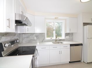 158 Cocasset St, Foxboro, MA 02035