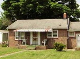 2811 Jackson Ave, Point Pleasant, WV 25550