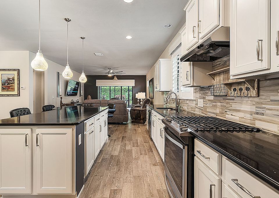 1st image of 6664 Palmerston Dr