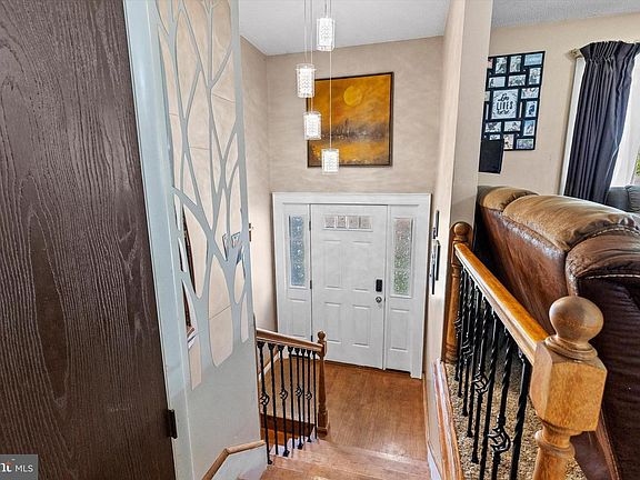 4th image of 34 Washington Rd