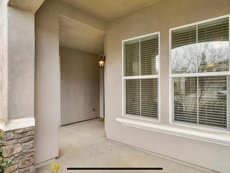 5808 Laurel Cove Ct — Photo 4