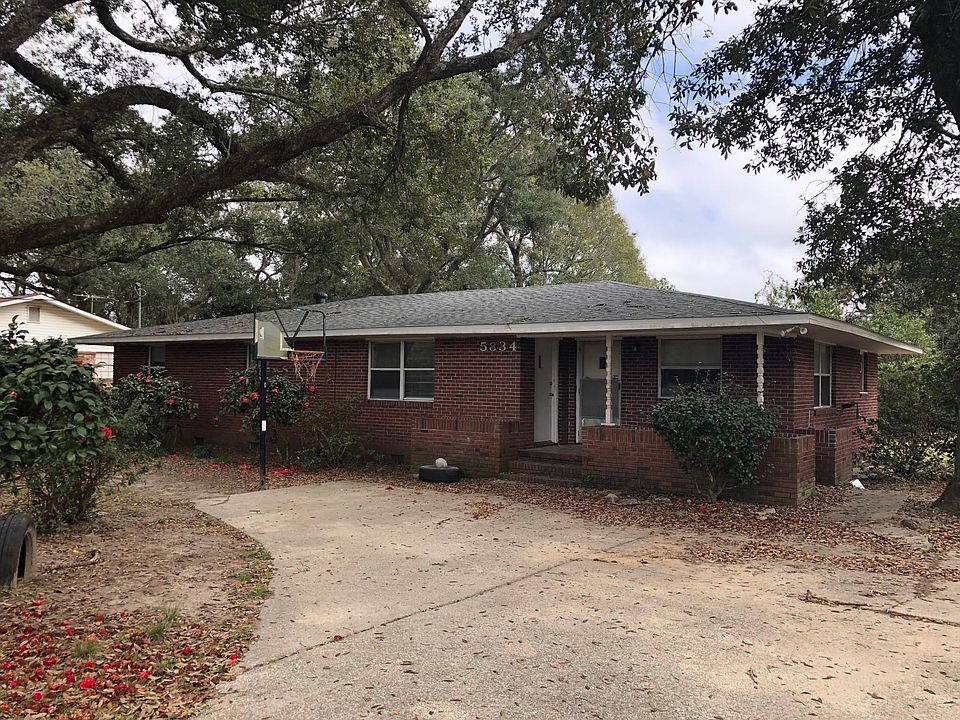 1st image of 5834 Goodrich Dr