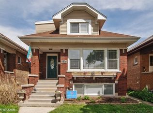 1303 Elmwood Ave, Berwyn, IL 60402
