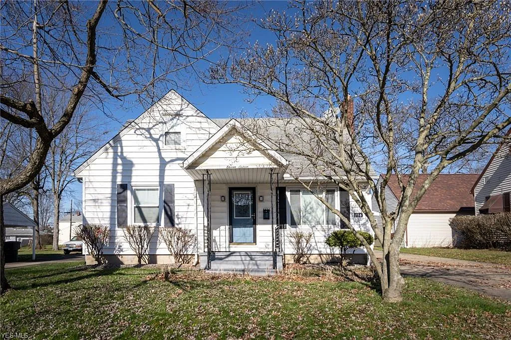 1116 Riverview St NW photo 1