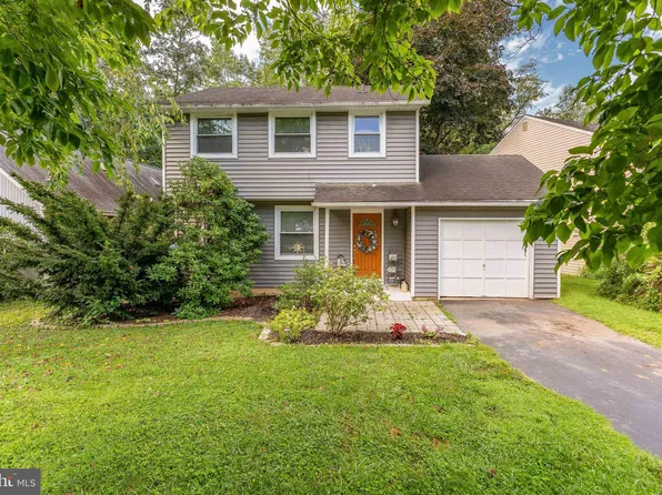 1114 Vermont Ln, Downingtown, PA 19335