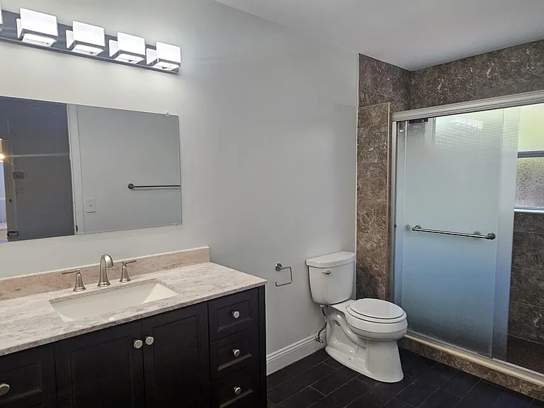 10780 Cypress Lake Ter — Photo 12