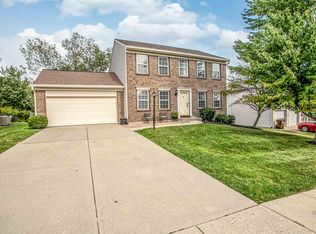 1892 Falcon Crest Cir, Hebron, KY 41048