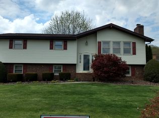 19514 Stone Mountain Rd, Abingdon, VA 24210