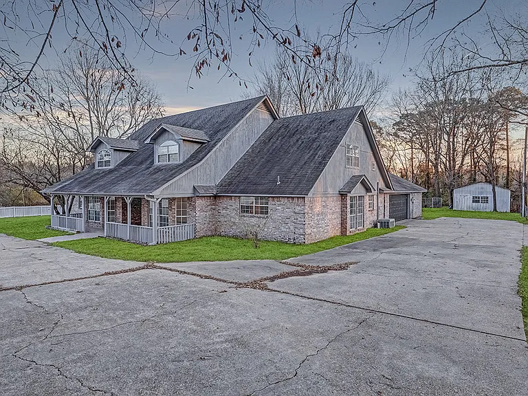 2607 Lonnie Ln — Photo 52