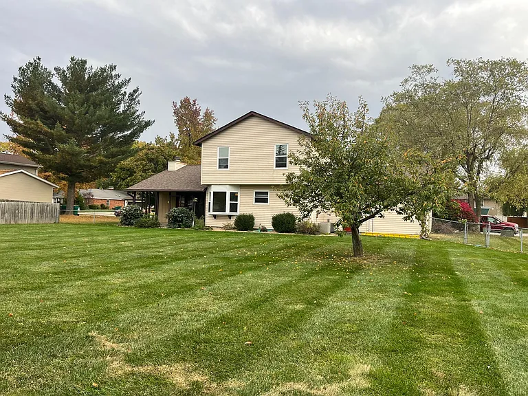 128 White Pine Ave — Photo 5
