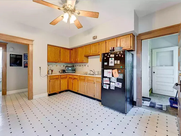 1227 Monroe St NE — Photo 10