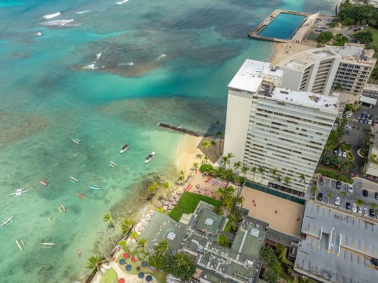 2895 Kalakaua Ave #501 — Photo 30