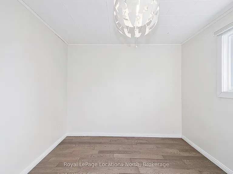 258 4th St W — Photo 14