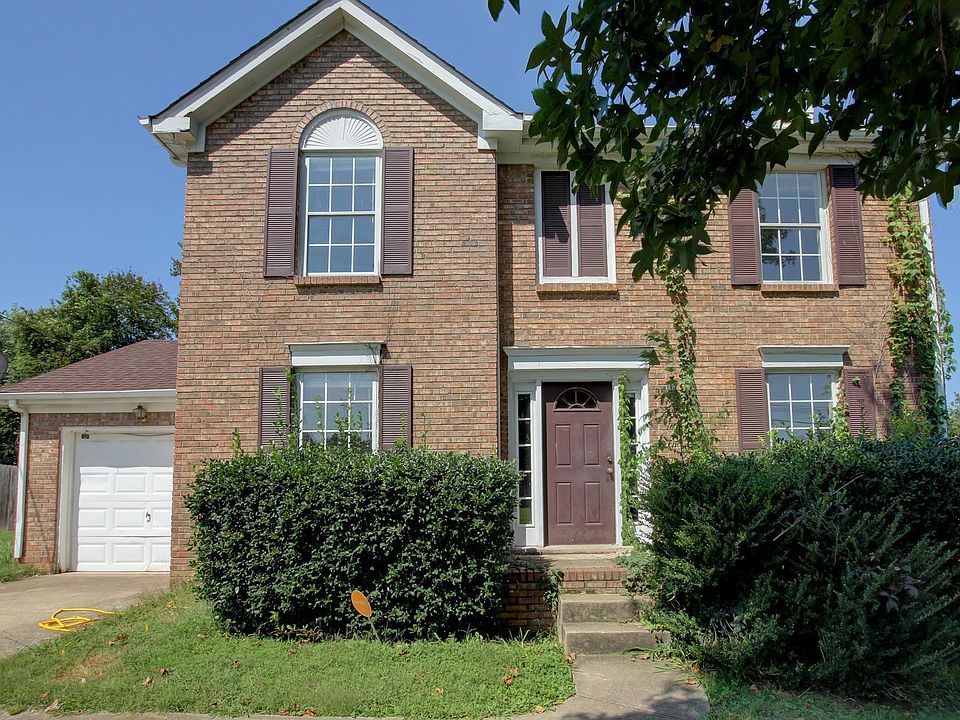 1st image of 307 Brook Mead Dr
