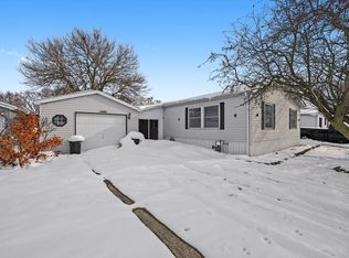 36 Maple Ridge Park, Manteno, IL 60950