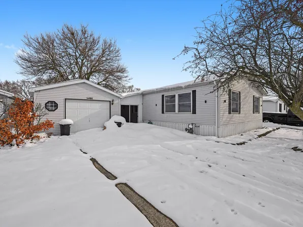 36 Maple Ridge Park, Manteno, IL 60950