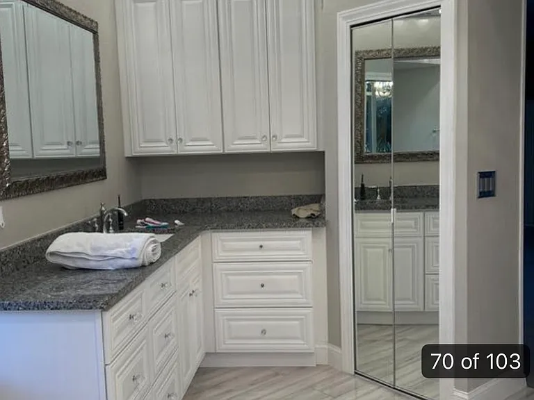 605 Mirror Lakes Dr — Photo 3