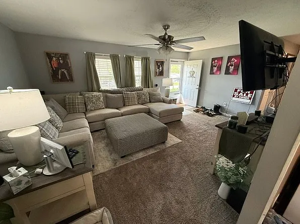 1817 Beech Fork Rd, Lavalette, WV 25535