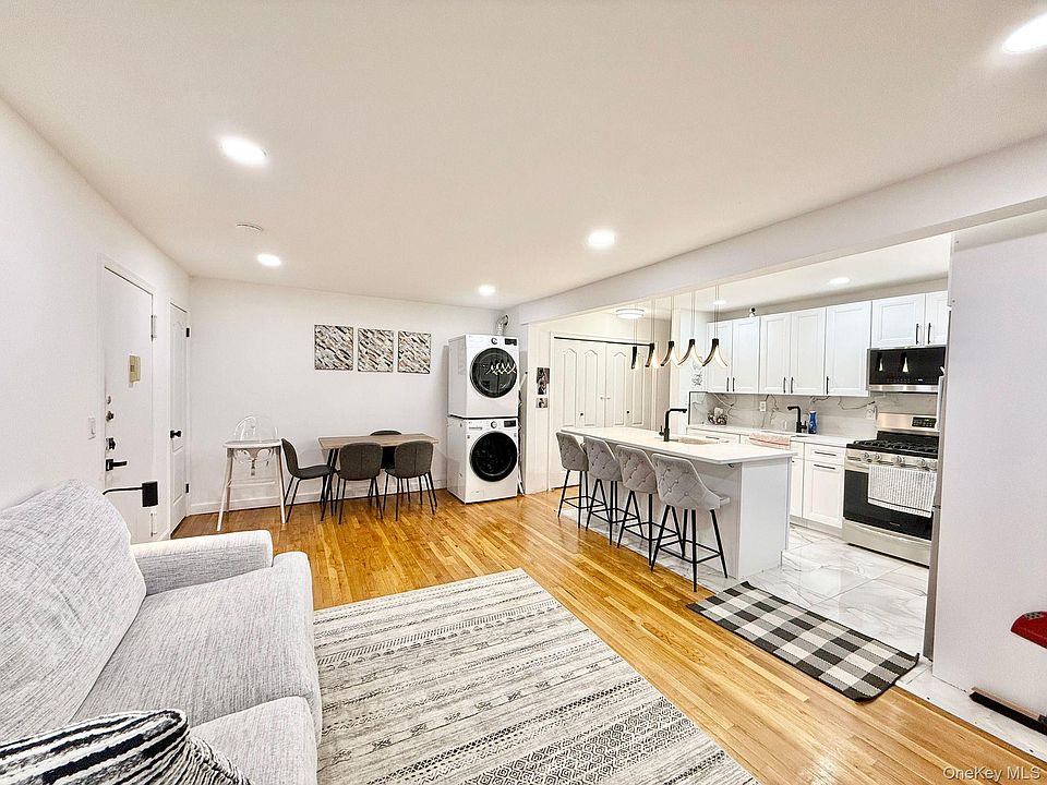 1st image of 170 Kearsing Parkway #A