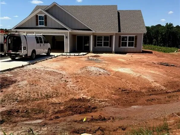1101 30th St, Valley, AL 36854