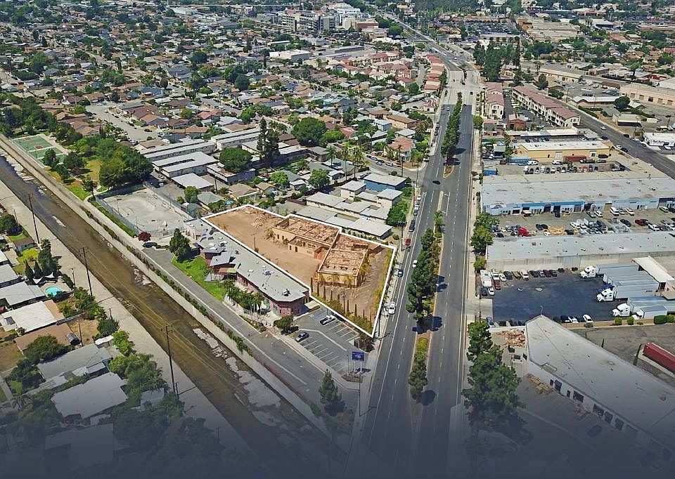 1st image of 15000 Badillo St