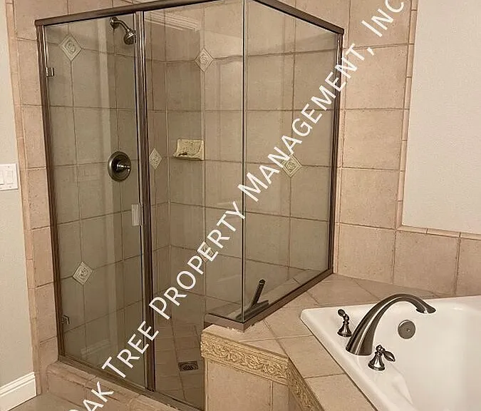 10432 N Woodrow Ave — Photo 16