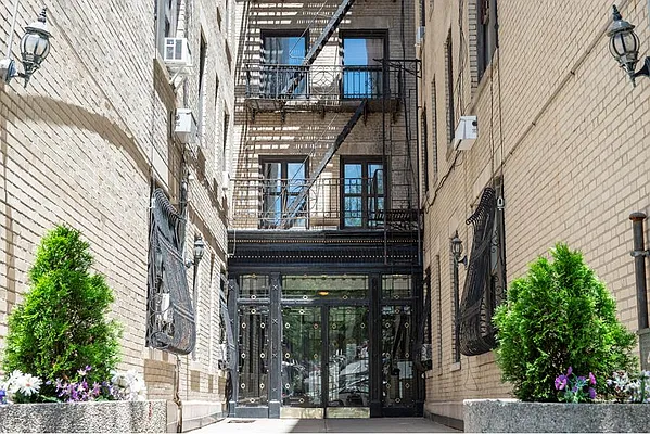 Rented by Douglas Elliman | media 5