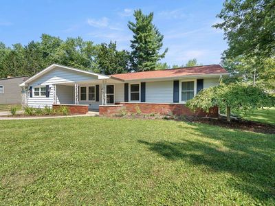 1922 Graham Dr, Fort Wayne, IN, 46818