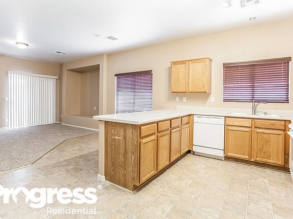 3rd image of 3718 Lilly Star Ct