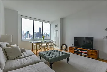 Rented by 212 Consulting Corp