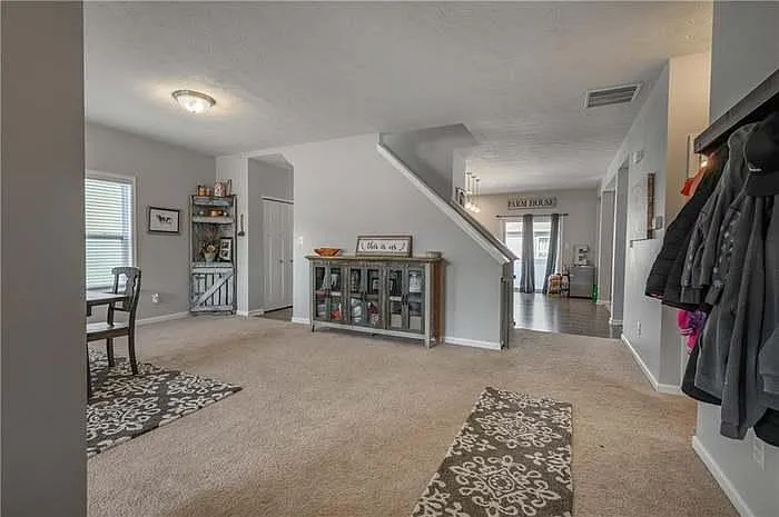 2096 Amur Ct — Photo 8
