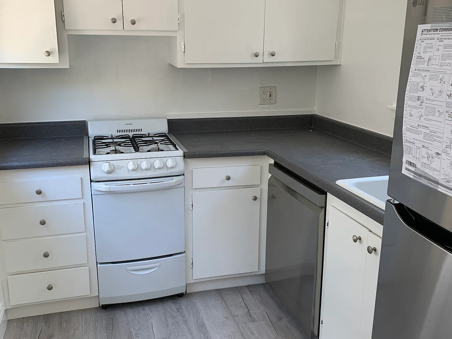 101 Martens Blvd — Photo 2