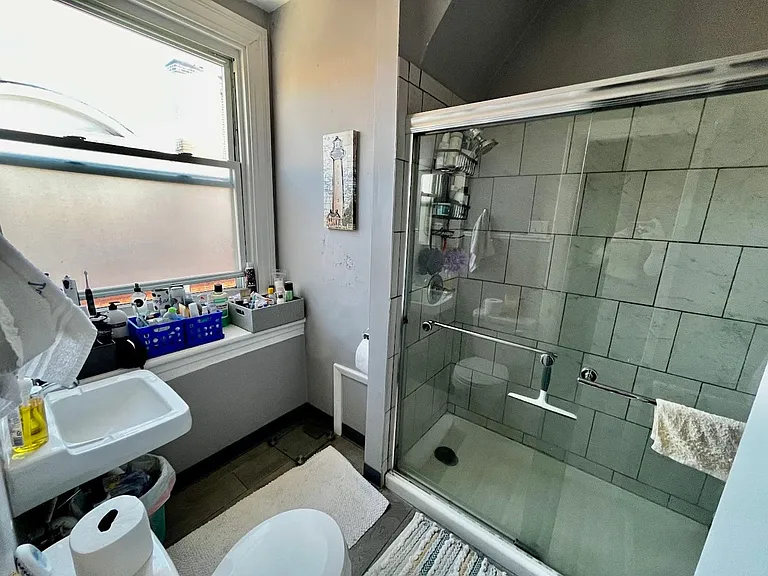324 S Negley Avenue — Photo 18