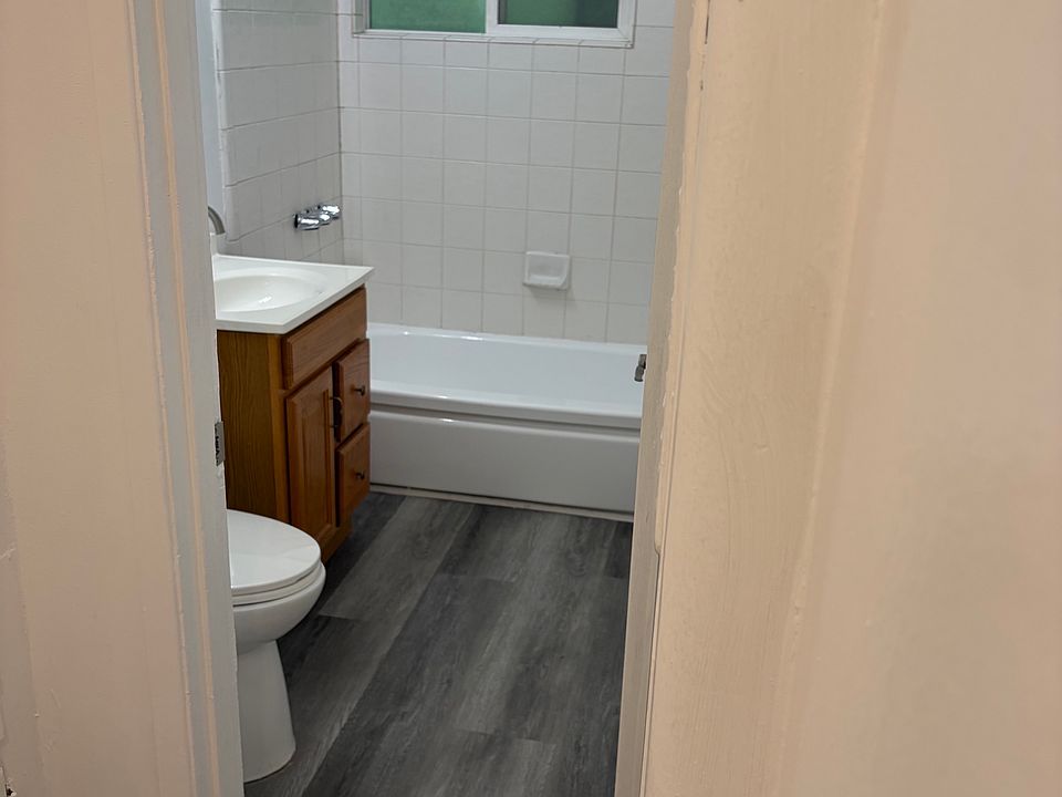 1st image of 14017 Dicky St