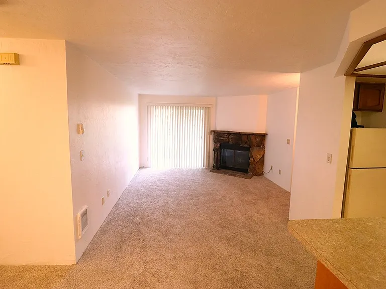 650 Harlow Rd #106 — Photo 3